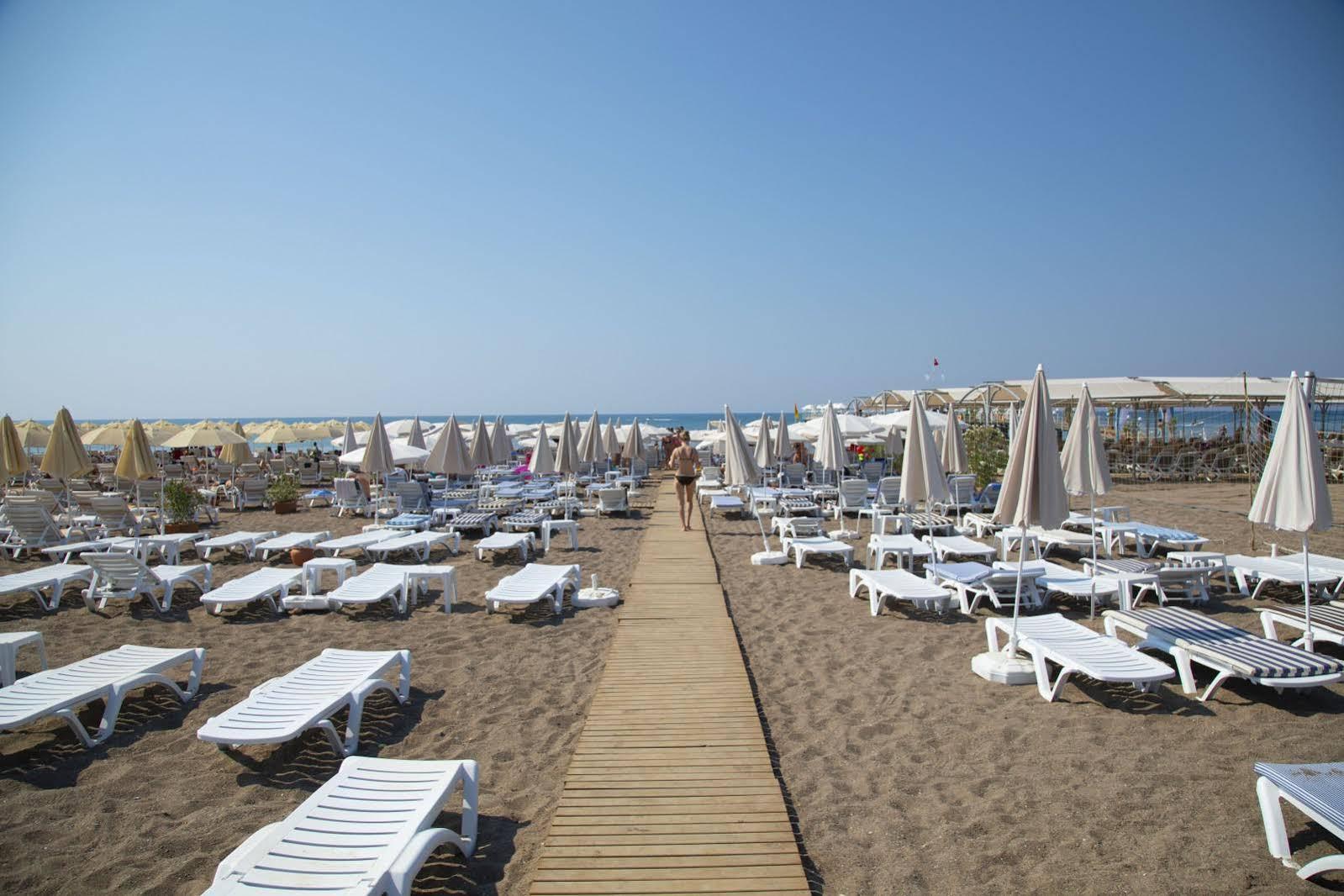 Attalos Smart Lara Star Otel 4*